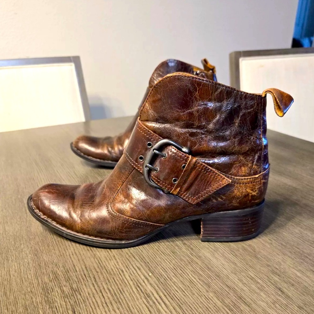Born Camryn Moto Boots 9